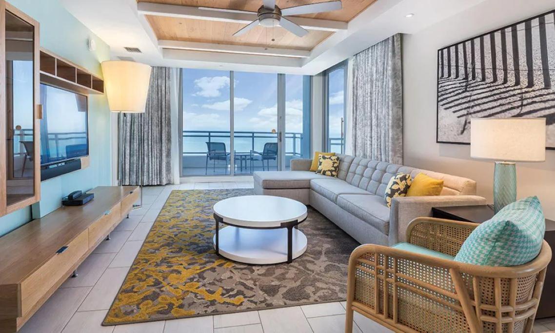 Club Wyndham Clearwater Beach Exterior photo